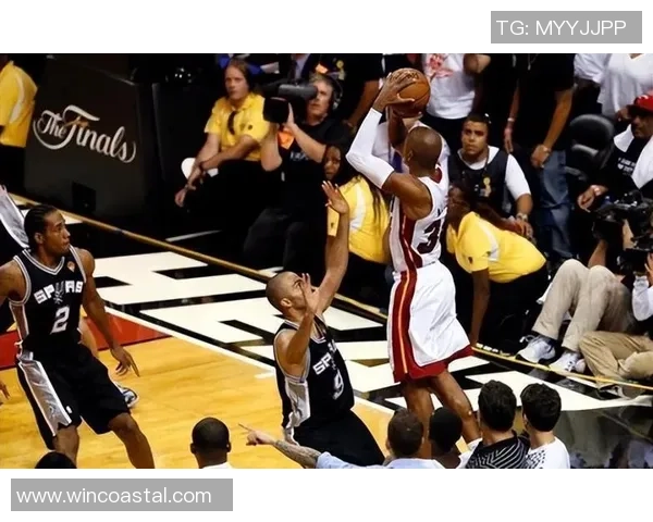 2013年西部季后赛马刺与勇士的天王山之战回顾与精彩瞬间分析 2013年西部季后赛马刺与勇士的天王山之战回顾与精彩瞬间分析